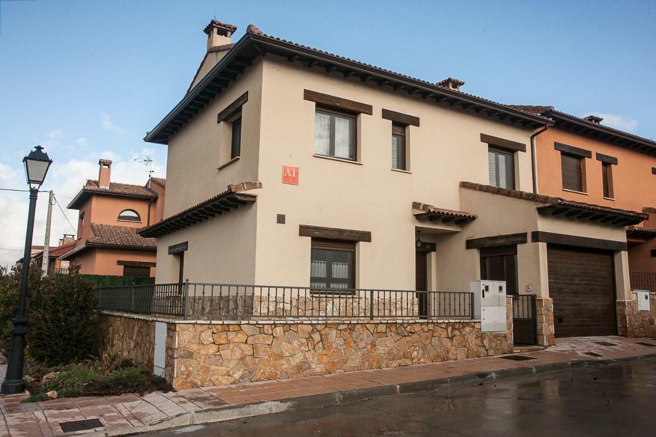 Apartamento El Palomar Ayllón Esterno foto